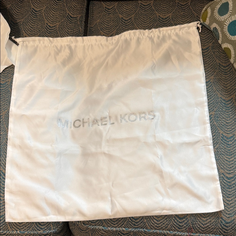 Michael Kors Silver Logo White Bag